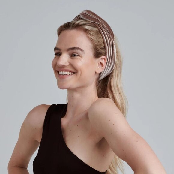 Atelier Des Femmes Velvet Headband in Brown main image 4